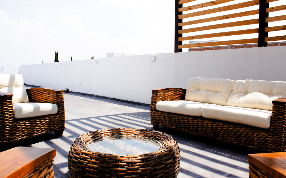 How to Maintain Your Patio Furniture Set Year-Round
